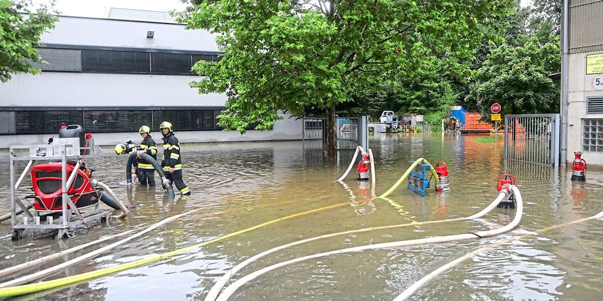 Hochwasser in Südösterreich Toter aus der Glan geborgen Österreich