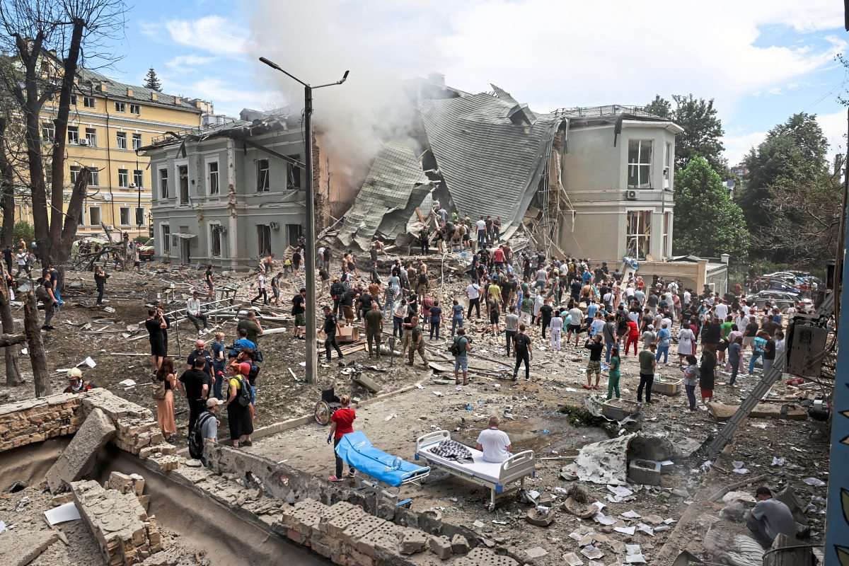 Mindestens 36 Tote Bei Russischen Raketenangriffen Kinderkrankenhaus