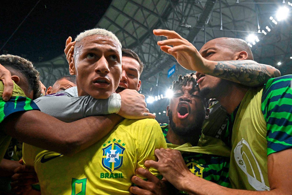 Richarlison Beschert Brasilien Sieg Gegen Serbien Sorge Um Neymar Wm