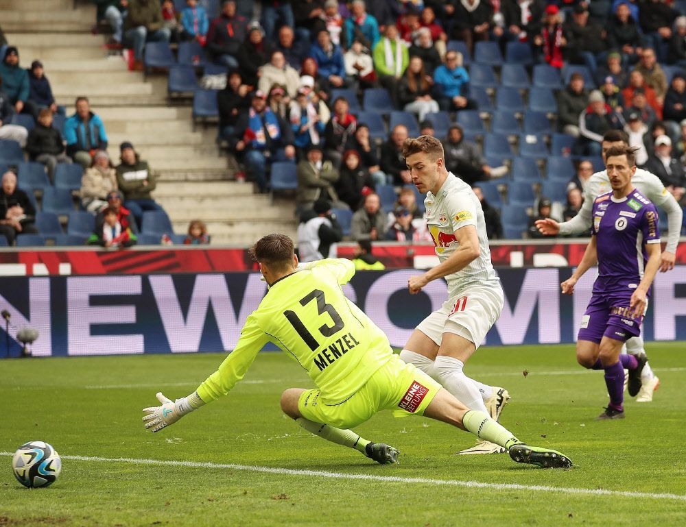 Salzburg gewinnt bei Cinel Debüt gegen Klagenfurt LASK verliert gegen