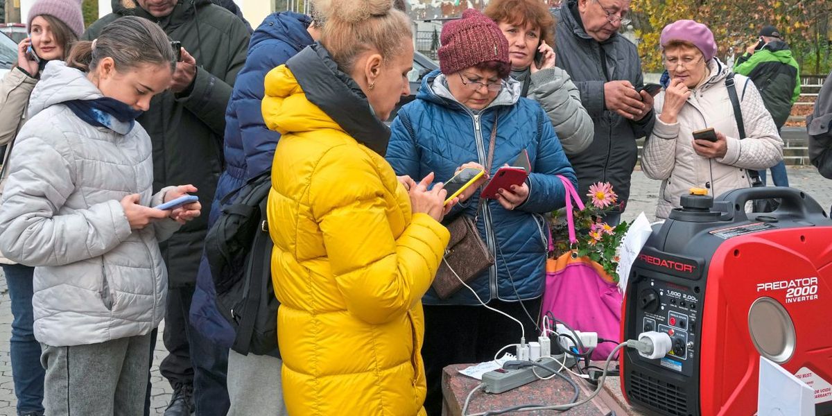 Stromausf Lle Und W Rmestuben Ukraine R Stet Sich F R Den Russischen