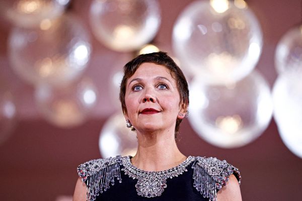 Maggie-Gyllenhaal-wird-Juryvorsitzende-bei-den-83-Filmfestspielen-Venedig