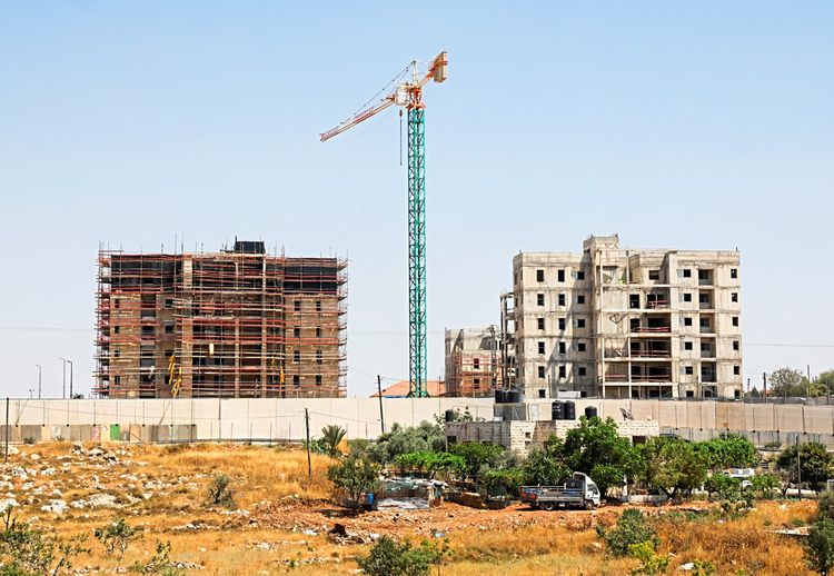 Bau von Wohnungen für Siedler im Westjordanland