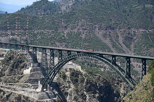 Das-ist-die-h-chste-Eisenbahnbr-cke-der-Welt