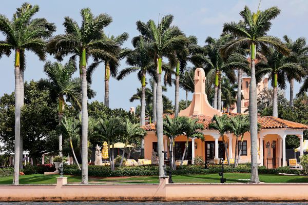 Demokratin-siegt-in-Wahlkreis-in-dem-Trumps-Residenz-Mar-a-Lago-liegt
