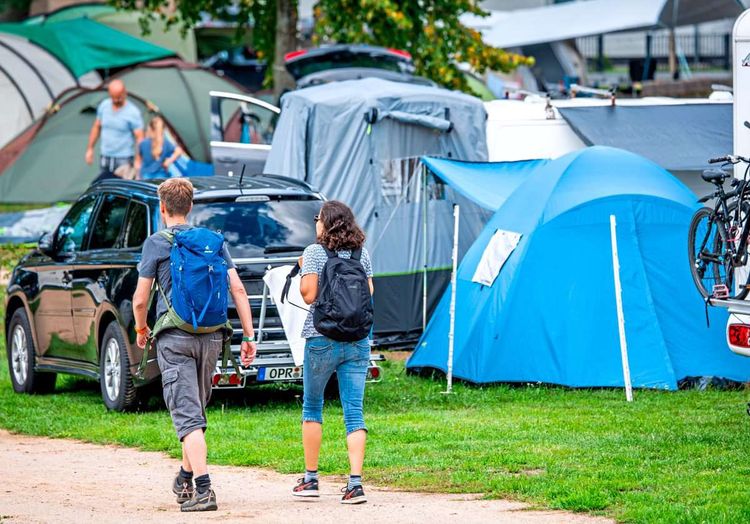 Im Schnitt wurde Camping in den 34 untersuchten Ländern Europas den Angaben zufolge heuer nur um 4,45 Prozent teurer.