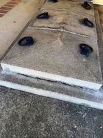 Teil einer makabren Serie: Unbekannte wollten Grabdeckel in Ebenfurth abheben