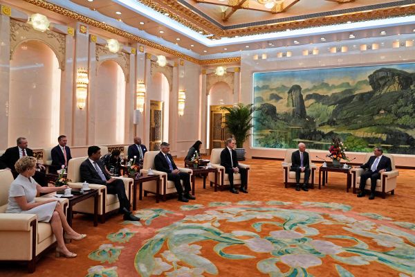 Erste-Delegation-von-US-Abgeordneten-zu-Gast-in-China-seit-2019