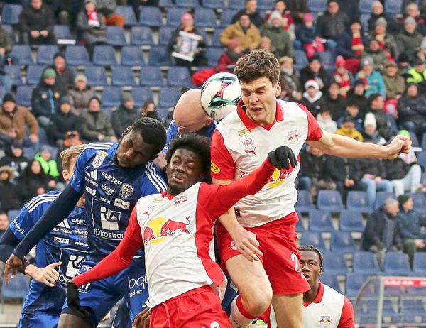 Salzburg-sichert-sich-mit-sp-tem-Sieg-gegen-WAC-die-Winterkrone