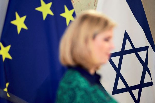 Gaza-Aktivist-nennt-Meinl-Reisinger-Schandfleck-und-ist-emp-rt-ber-Meldung-beim-Staatsschutz