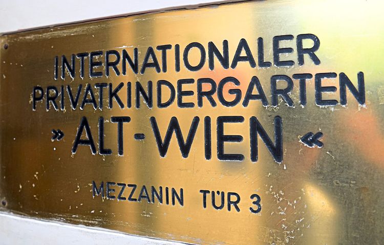 Plakette von Kindergartenverein Alt-Wien