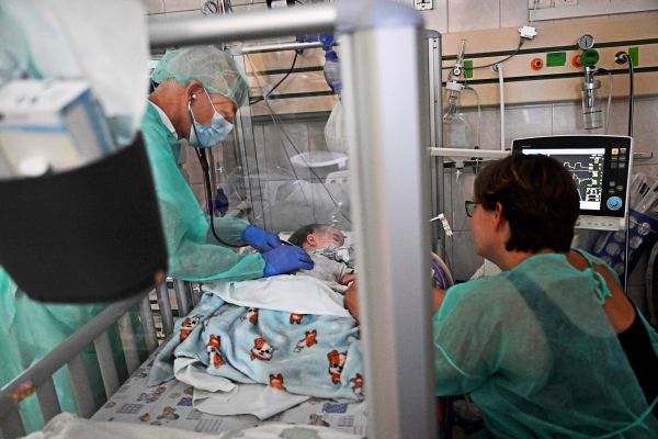 Ungarns-Gesundheitssystem-Marode-und-chronisch-unterfinanziert