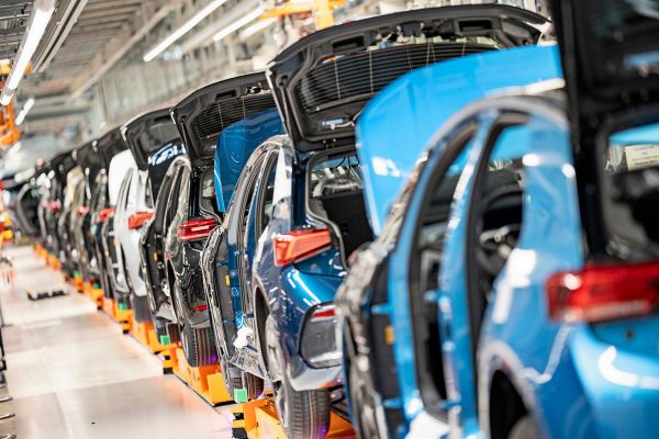 Deutsche-Autoindustrie-rechnet-mit-gr-erem-Stellenabbau