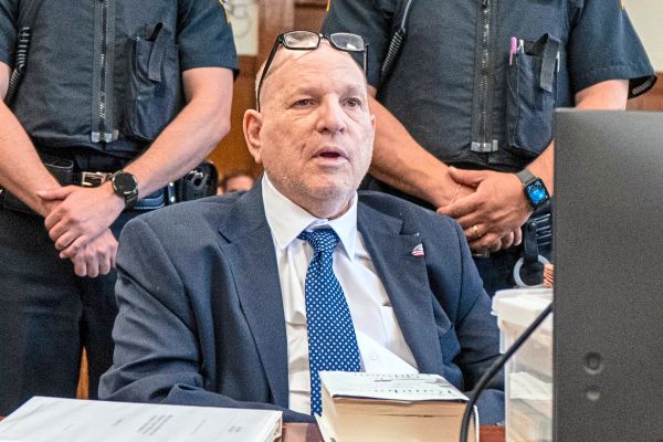 Staatsanw-ltin-Weinstein-nutzte-Schauspielerin-Jessica-Mann-aus