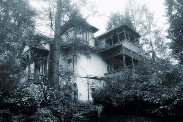 Infraschall-k-nnte-f-r-Unwohlsein-in-Spukh-usern-sorgen