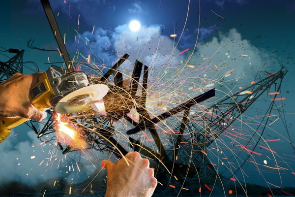 Bewusste-Panikvermeidung-Sabotageakt-offenbart-die-Schw-chen-heimischer-lversorgung