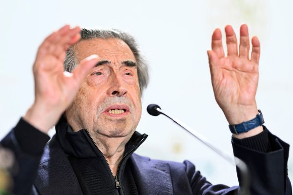 -Wie-Clowns-Maestro-Muti-kritisiert-wild-gestikulierende-Dirigenten