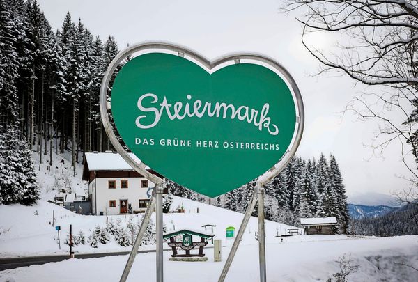 Ist-das-Gr-ne-Herz-der-Steiermark-historisch-belastet-