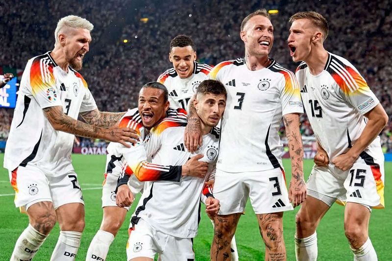 Deutschland schlägt Dänemark im EM-Achtelfinale mit Bauchweh und Gewitterpause 2:0