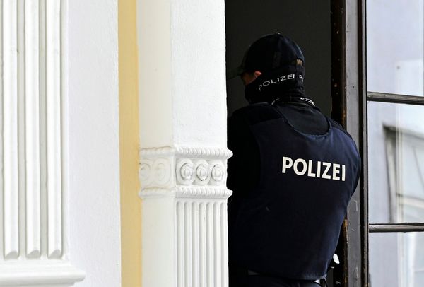Anstieg-rechtsextremistischer-Straftaten-Warten-bis-es-finster-wird