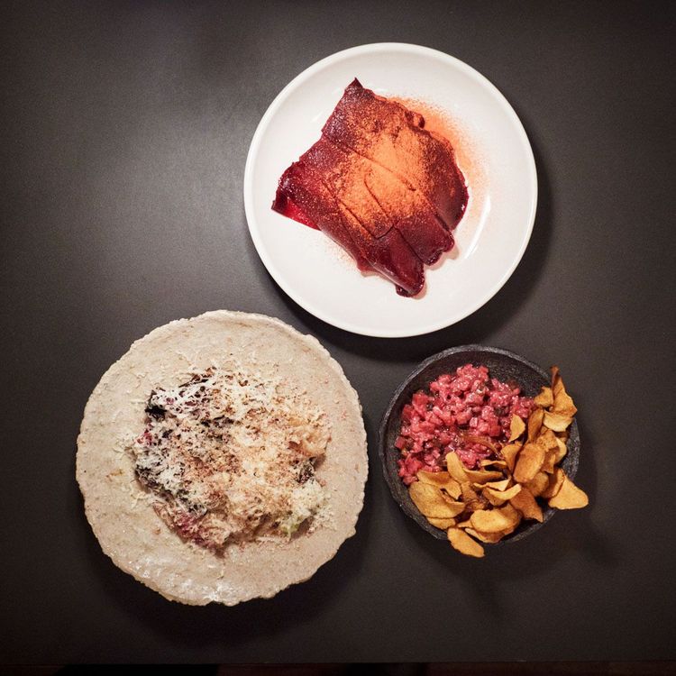 Halmi im Achten: Mit feiner Klinge kochen - Cortis Restaurantkritik ...