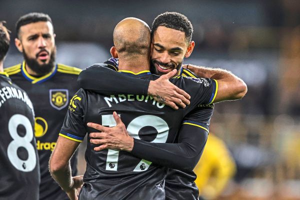 manchester-united-siegt-4-1-bei-wolverhampton