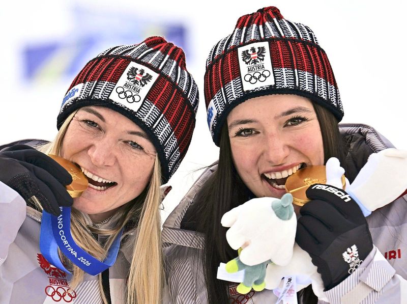 Gold für Austria 2: Ariane Rädler und Katharina Huber gewinnen sensationell Olympia-Kombi