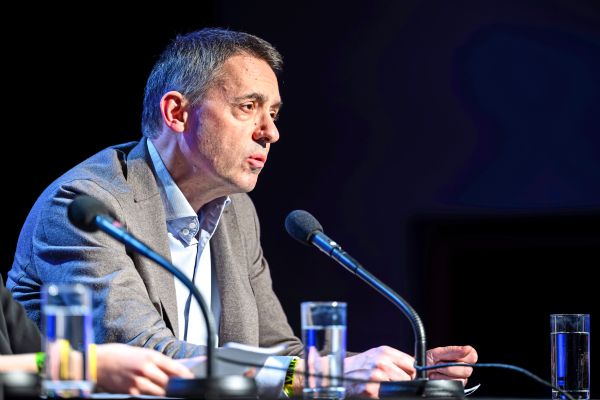 Bogdan-Ro-i-Die-Staatsoper-befindet-sich-in-einer-verr-ckten-Situation-