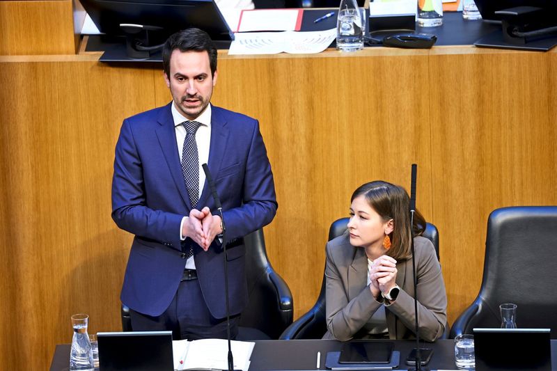 Kopftuchverbot bis 14: Alle Parteien bis auf die Grünen stimmten dafür