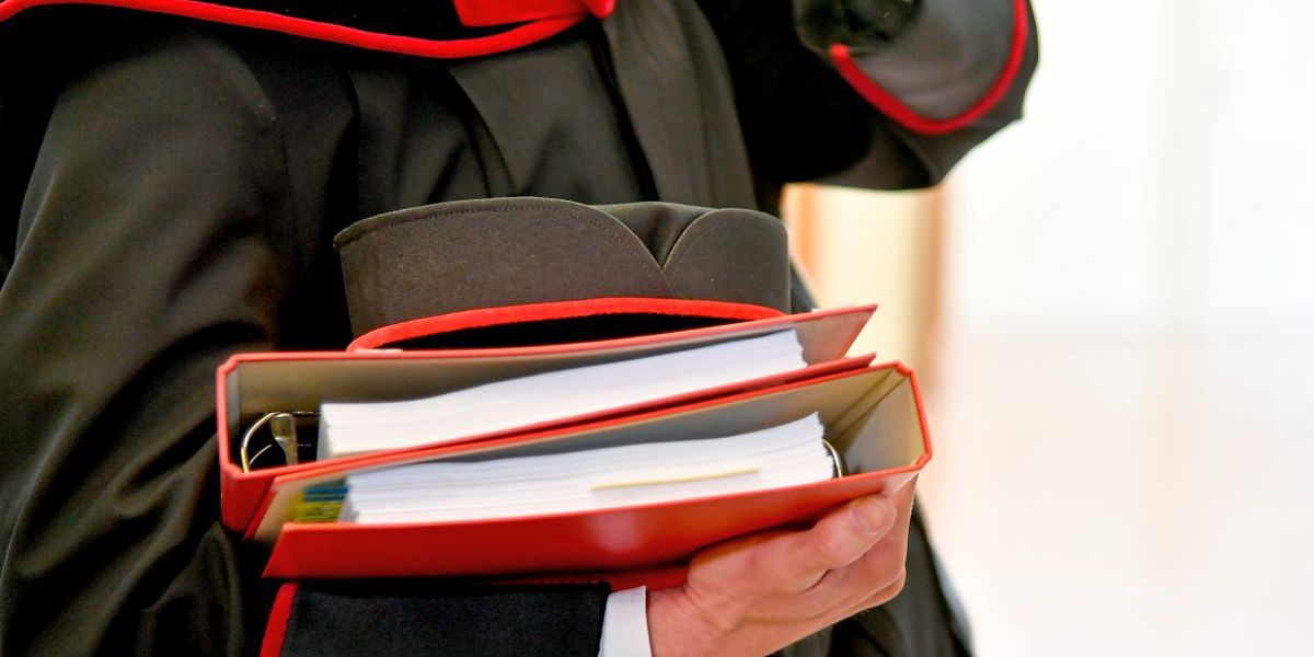 Prozess: 20 Monate unbedingt für schwere Nötigung der Ex-Partnerin - Vimarsana News