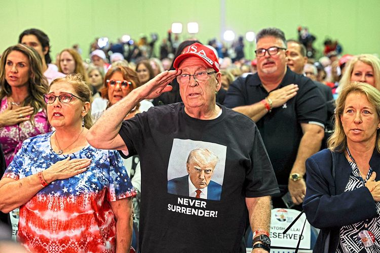 Anhänger von Donald Trump bei einer Wahlveranstaltung