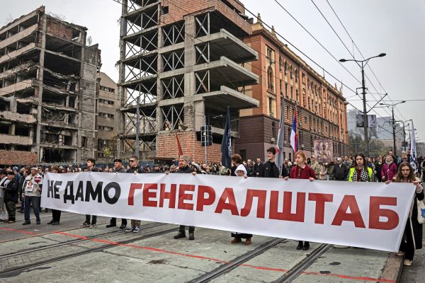 Proteste-in-Belgrad-gegen-Bauprojekt-von-Trump-Schwiegersohn