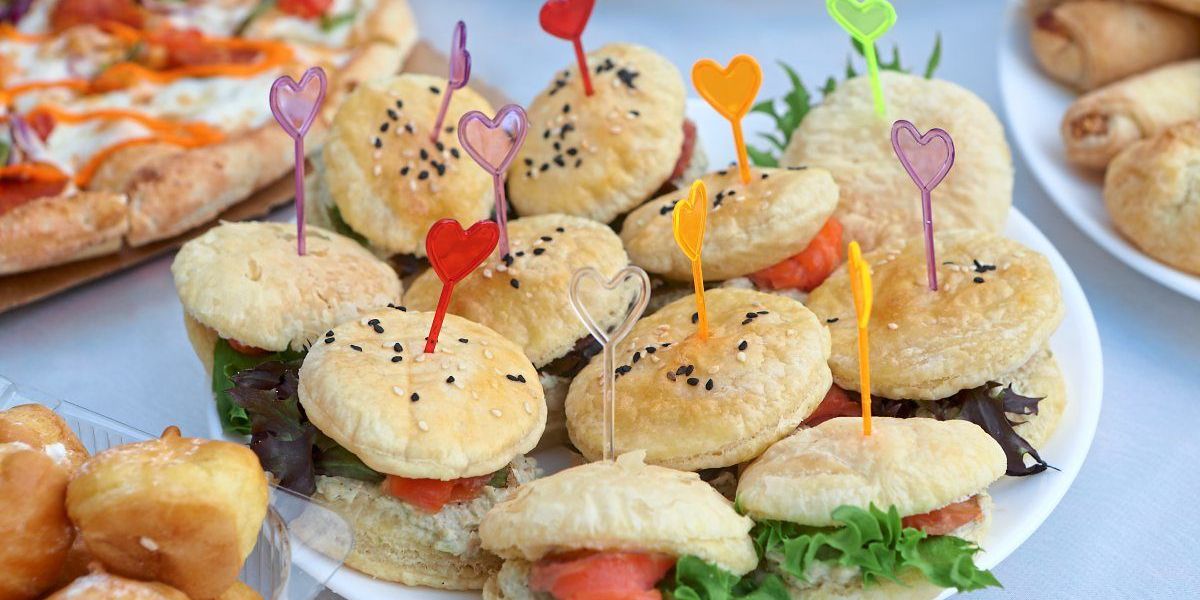 Partybrötchen im AK-Test: Nur die Hälfte einwandfrei - Essen &amp; Trinken ...