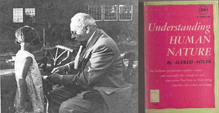 Foto, wie Alfred Adler einem Mädchen bei einem Armverband hilft; Buchcover