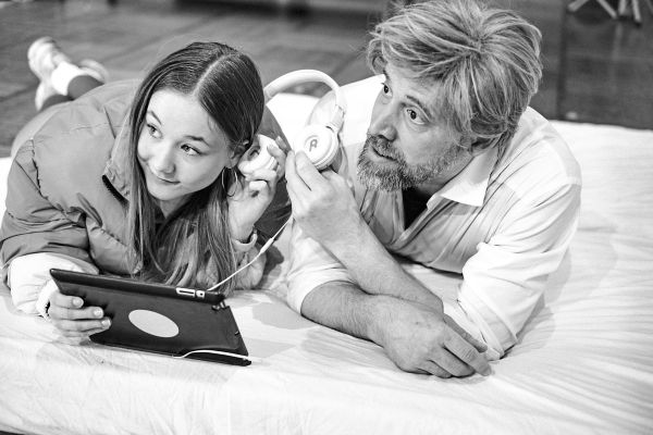 -Wir-t-ten-Stella-von-Marlen-Haushofer-am-Schauspielhaus-Graz