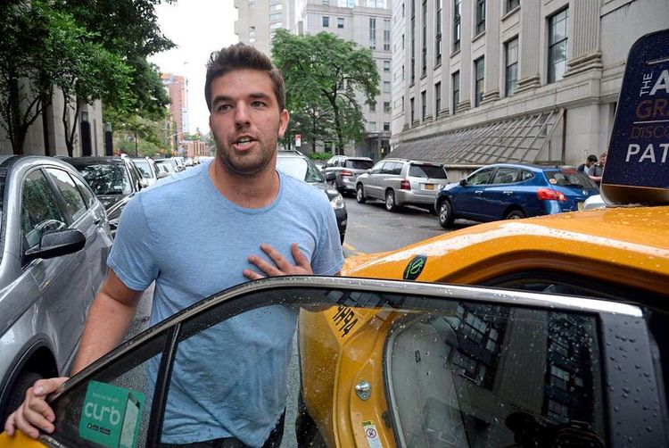 Billy McFarland auf dem Weg ins Gericht.