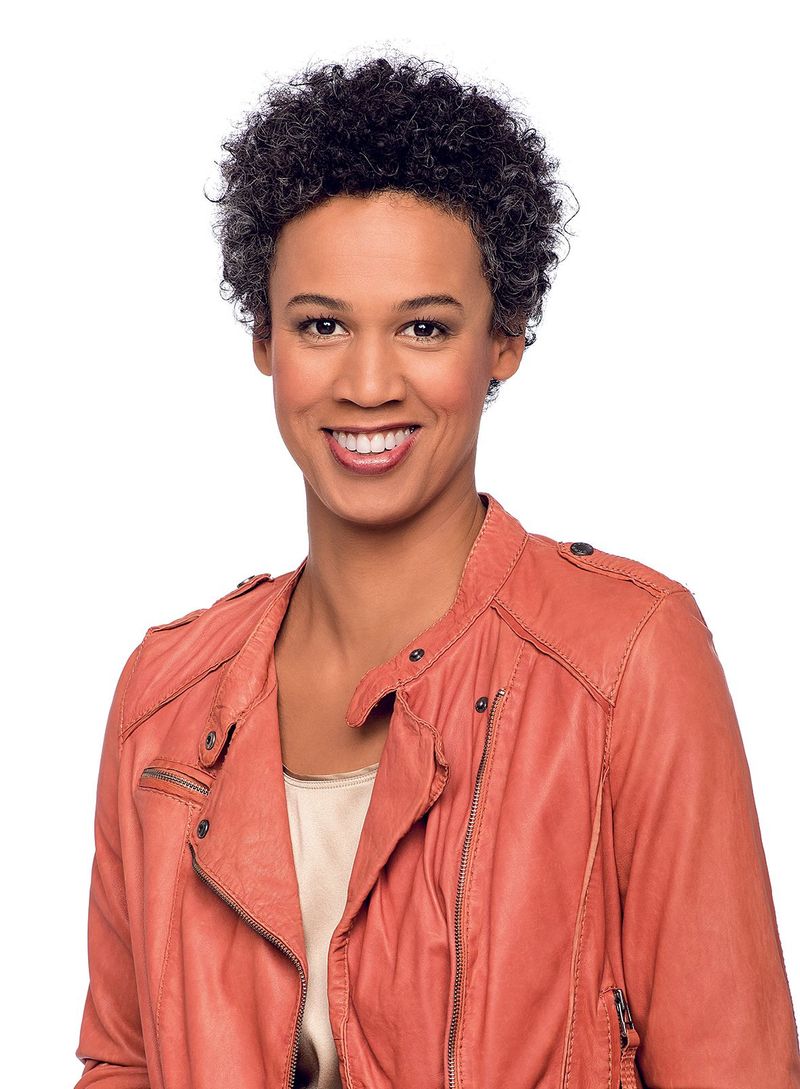 Moderatorin Claudia Unterweger erklärt, was man in