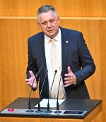 Petschnig bleibt FPÖ-Chef im Burgenland, Proteste begleiteten Landesparteitag cf4ee014 933d 4a65 b001 1c6222f27253