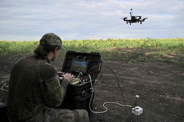 Wie-Drohnen-den-Krieg-ver-ndern-und-was-sterreich-zu-ihrer-Abwehr-braucht