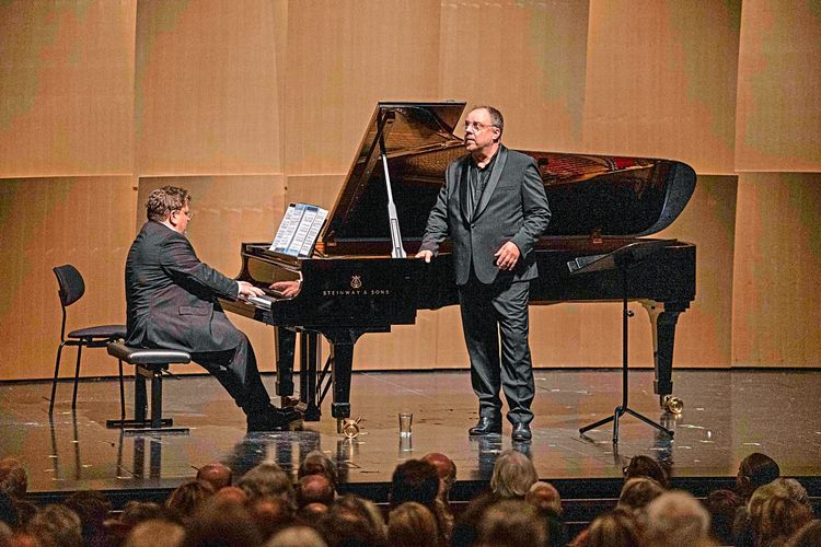 Bariton Matthias Goerne und Pianist Alexander Schmalcz