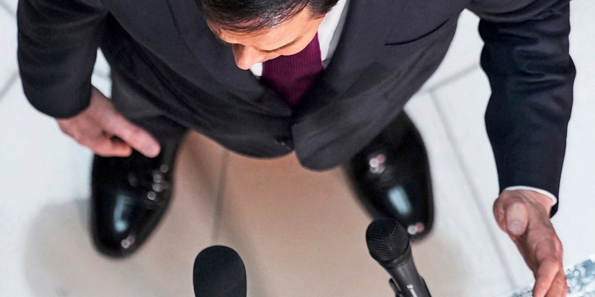 Trump-Geschenk: US-Außenminister Rubio muss viel zu große Schuhe tragen