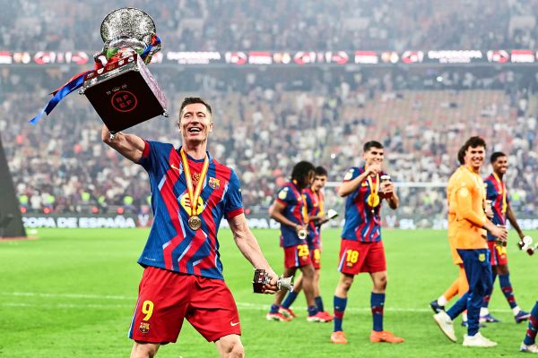 Barca-jubelt-ber-gro-artigen-Sieg-Aufregung-um-Mbapp-