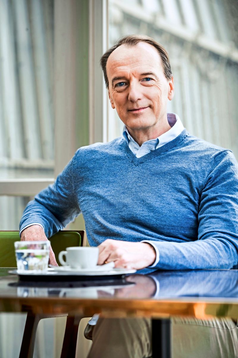 Bestsellerautor Marc Elsberg: "Wie kriege ich das Wissen zu den Leuten?"