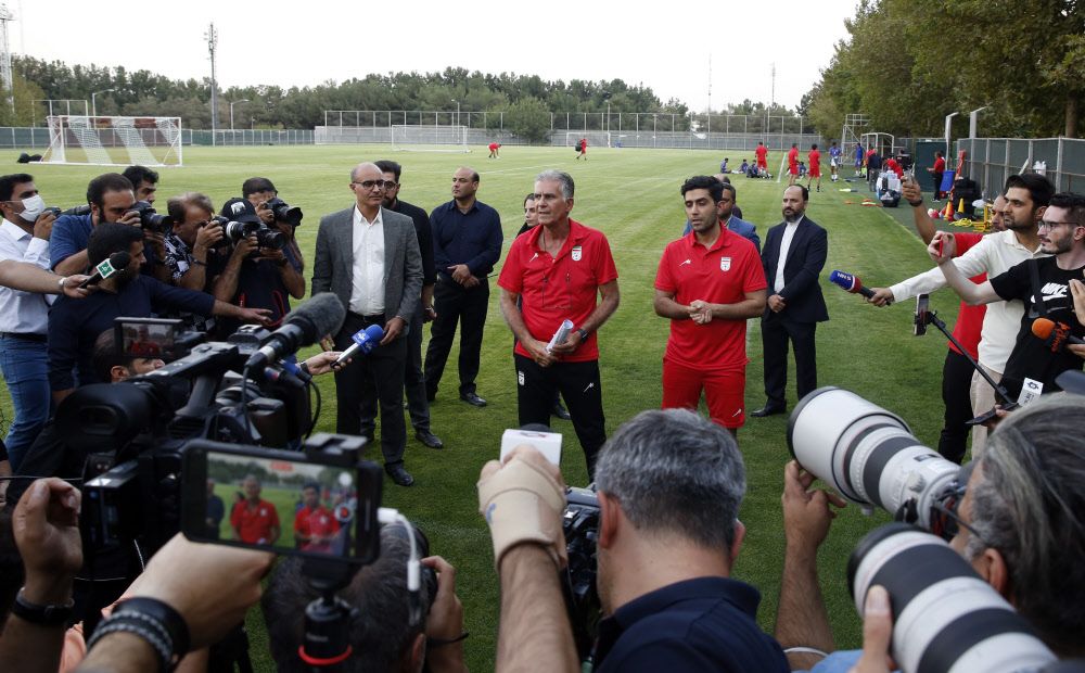 Fu ball WM Blatters Grant Auf Infantinos Spektakel WM 2022 In Katar 
