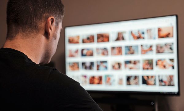 Mangelnder-Jugendschutz-Rekordstrafe-f-r-britische-Pornowebsite