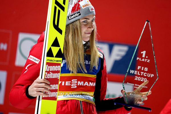 skispringerin marita kramer uberfliegerin trotz hohenangst skispringen damen derstandard at sport