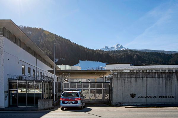 Volksanwaltschaft-kritisiert-prek-re-Versorgung-psychisch-erkrankter-H-ftlinge