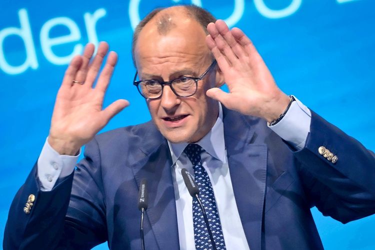 Aufruhr in der Union: Merz steckt im "Renten-Schlamassel" - Deutschland -  derStandard.de › Deutschland