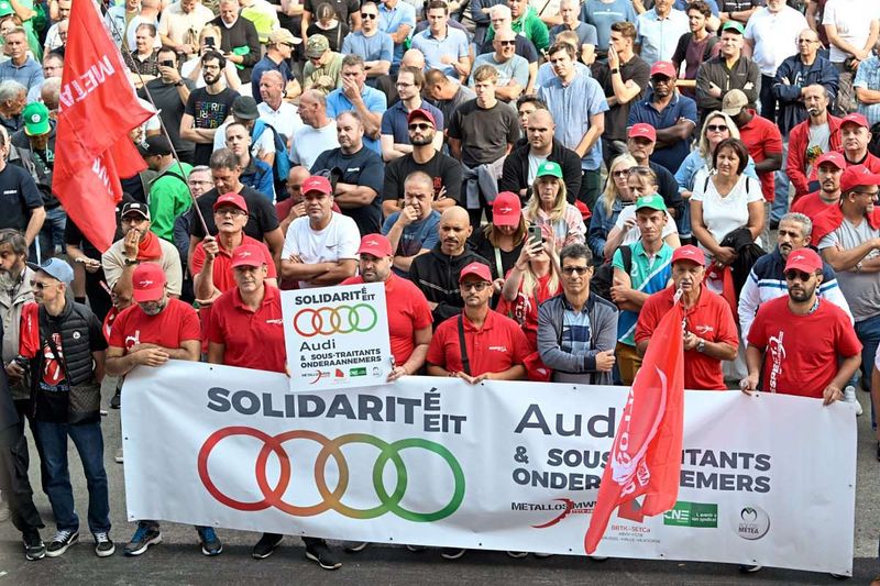 Protest gegen Schließung: Audi-Mitarbeiter in Brüssel entwenden 200 Autoschlüssel