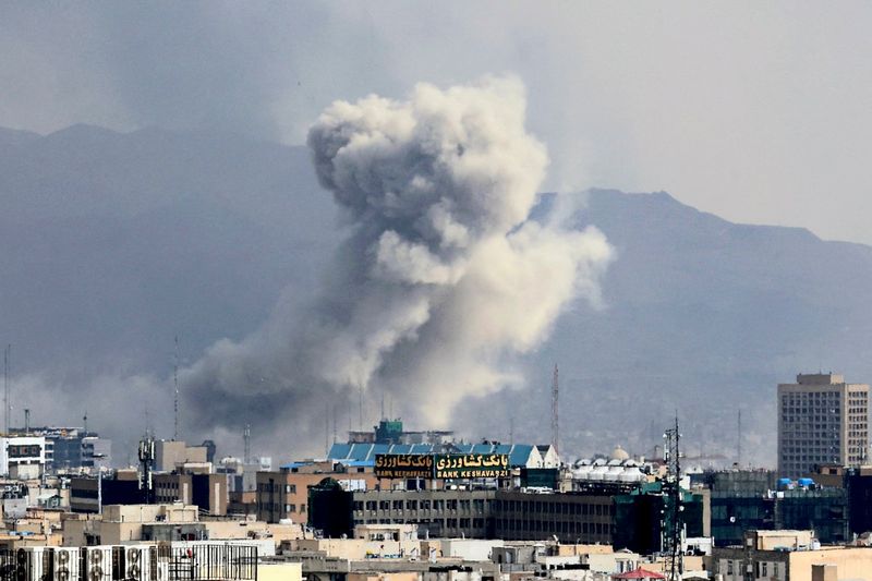 US-Präsident Trump kündigt weitere Angriffswelle auf Iran an und schließt Bodeneinsatz nicht aus